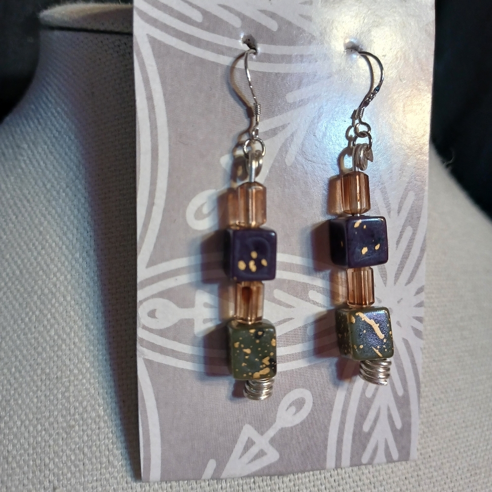 Sterling silver earrings with handmade glass beads - Picture 2 of 2